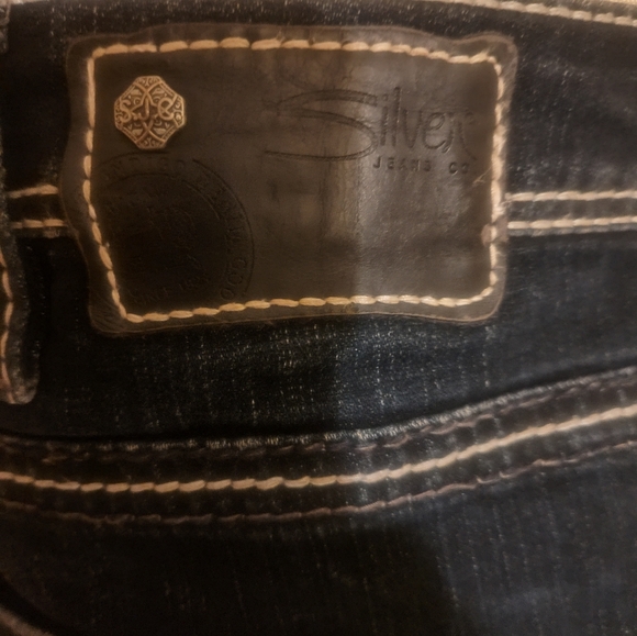 Silver Jean Co crop jeans size 24 - Picture 6 of 8